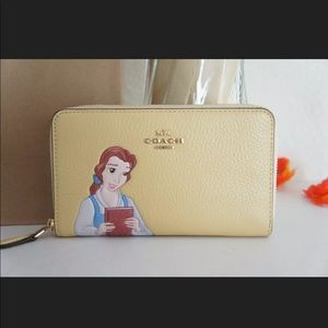 Disney X Coach Medium Id Zip Wallet With Belle